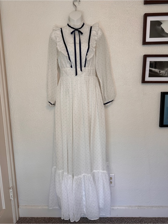 Gunne Sax Dresses & Skirts - Vintage 70s Gunne Sax White Polka Dot Ruffle Maxi Prairie Dress size 11